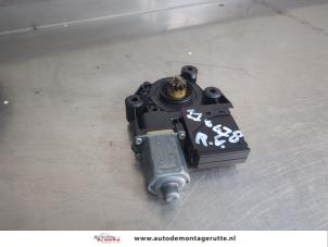 O202040 Gebruikte raammotor portier Renault Megane