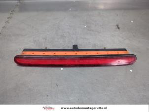 O202067 Gebruikte extra remlicht midden Peugeot 206