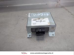 O202070 Gebruikte radio versterker Audi A4