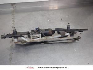 O202072 Gebruikte ruitenwismotor+mechaniek Suzuki Alto