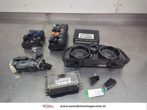 O202082 Gebruikte contactslot + computer Opel Antara