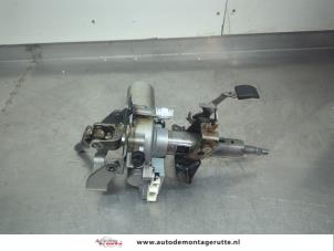 O202111 Gebruikte servo elektrisch Toyota IQ