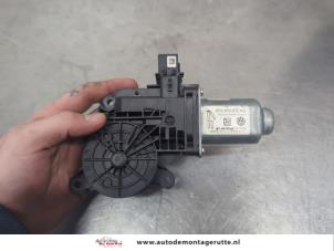 O202126 Gebruikte raammotor portier Seat Ibiza