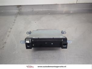 O202168 Gebruikte cd speler Toyota IQ