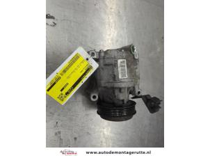 O202176 Gebruikte aircopomp Ford KA