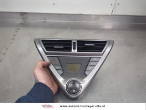 O202184 Gebruikte chaufage bedieningspaneel Toyota IQ