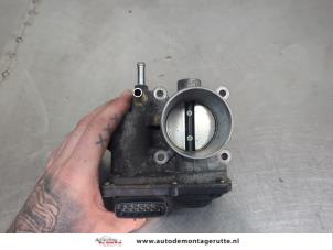 O202189 Gebruikte gasklephuis Toyota IQ