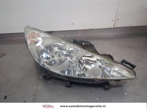 O202224 Gebruikte koplamp rechts Peugeot 207