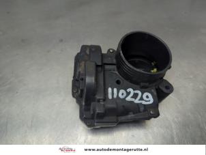 O202246 Gebruikte gasklephuis Peugeot 207