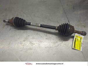 O202266 Gebruikte cardanas links-voor (vwa) Peugeot 208