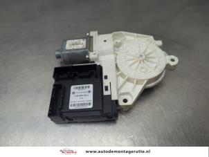 O202300 Gebruikte motor electrisch raam Volkswagen Golf