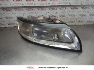 O202329 Gebruikte koplamp rechts Volvo V50