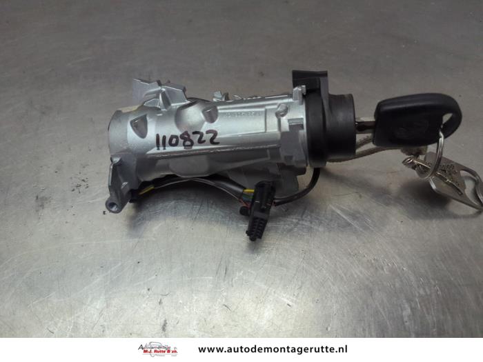Gebruikte Kontaktslot+Sleutel Volkswagen Caddy O202340