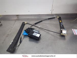 O202349 Gebruikte ruitmechaniek 4deurs rechts-voor Audi A4