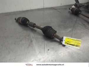 O202406 Gebruikte cardanas links-voor (vwa) Mitsubishi Colt