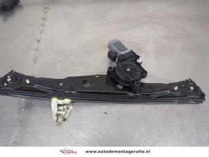 O202484 Gebruikte ruitmechaniek 2deurs rechts-voor Ford KA