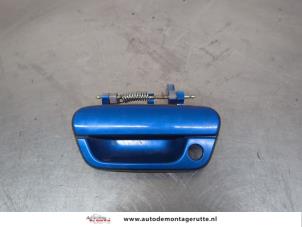 O202514 Gebruikte deurgreep 4deurs links-voor Chevrolet Spark