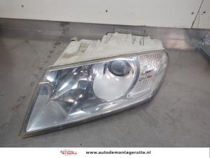 O202564 Gebruikte linker koplamp Skoda Octavia