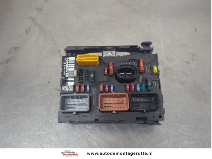 Gebruikte Zekeringkast Peugeot 307 O202586