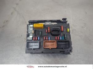 O202586 Gebruikte zekeringkast Peugeot 307
