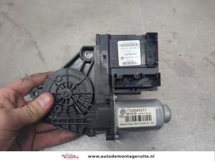O202595 Gebruikte motor electrisch raam Skoda Octavia