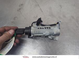 O202600 Gebruikte sleutel+contactslot Seat Leon