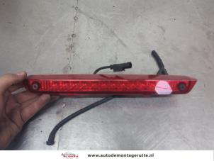 O202608 Gebruikte extra remlicht midden Opel Antara