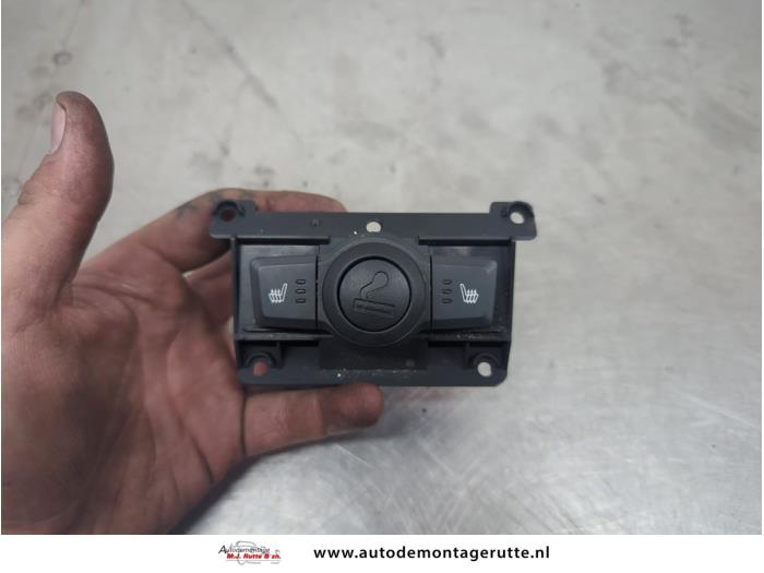 Gebruikte Stoelverwarmings Schakelaar Opel Antara O202626
