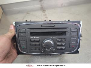 O202642 Gebruikte radio cd speler Ford Focus