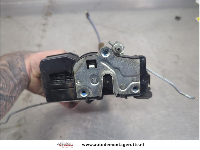 Gebruikte Deurslot Mechaniek 4Deurs rechts-achter Opel Antara O202655
