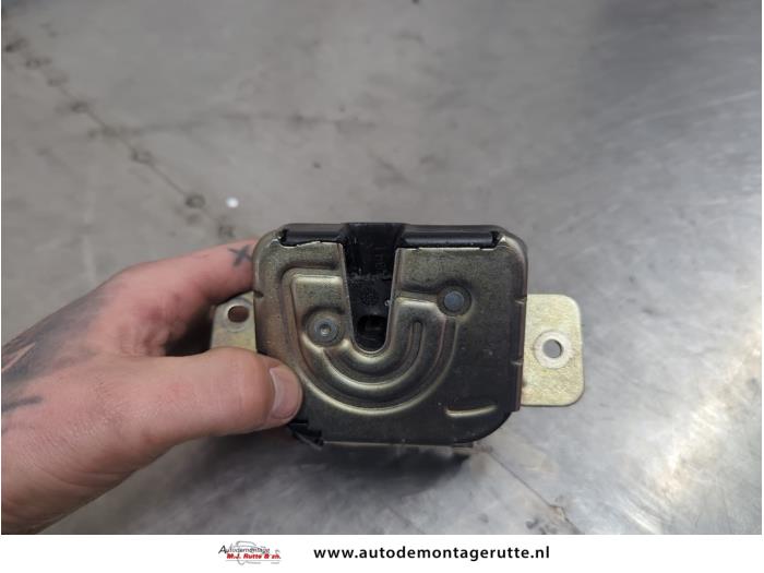 Gebruikte Achterklep Slotmechaniek Smart Forfour O202698
