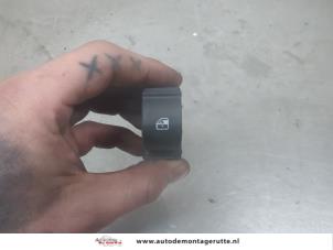 O202703 Gebruikte elektrisch raam schakelaar Lancia Y(Psilon)