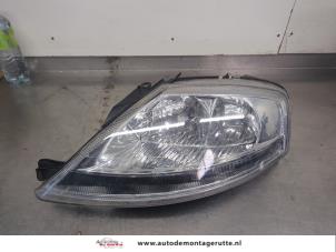 O202718 Gebruikte koplamp links Citroen C3