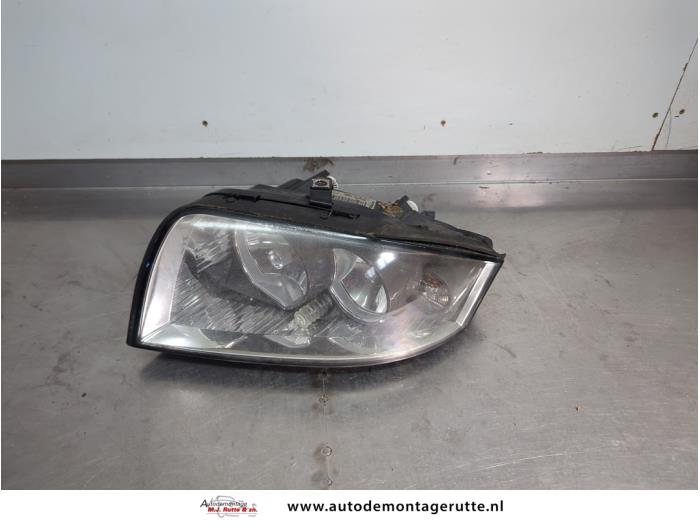 Gebruikte Koplamp links Audi A2 O202758