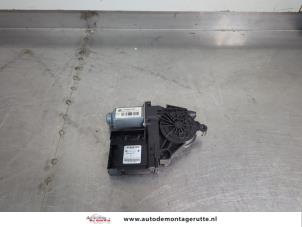 O202777 Gebruikte motor electrisch raam Skoda Octavia