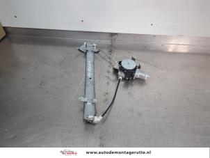 O202798 Gebruikte raammechaniek 4deurs links-voor Mitsubishi Lancer