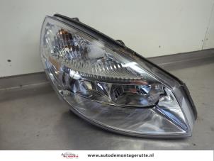 O202806 Gebruikte koplamp rechts Renault Megane Scenic