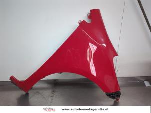 O202821 Gebruikte voorscherm rechts Toyota IQ