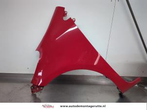 O202822 Gebruikte voorscherm links Toyota IQ