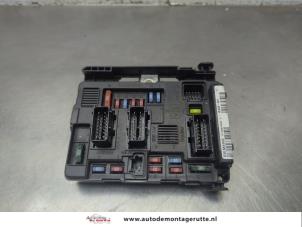 O202836 Gebruikte zekeringkast Peugeot 206