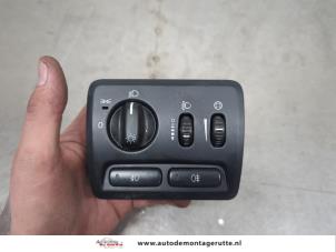 O202869 Gebruikte schakelaar licht Volvo V70