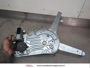 O202875 Gebruikte ruitmechaniek 4deurs links-voor Volvo V70