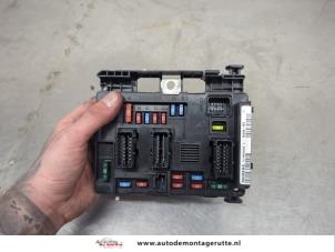 O202900 Gebruikte zekeringkast Peugeot 1007