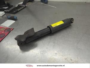 O202925 Gebruikte schokdemper links-achter Kia Sorento