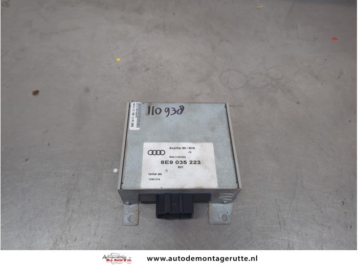 Gebruikte Radio versterker Audi A4 O203086