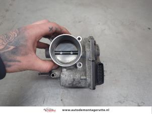 O203099 Gebruikte gasklephuis Toyota Auris