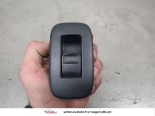 O203116 Gebruikte ruit schakelaar elektrisch Toyota Auris