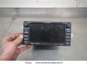 O203128 Gebruikte bedieningspaneel multi media Toyota Auris