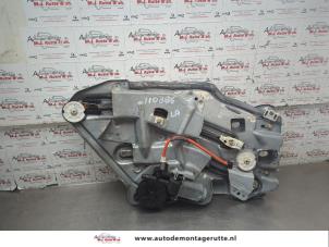 O203160 Gebruikte ruitmechaniek 2deurs links-achter Peugeot 206