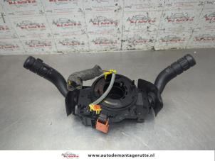 O203190 Gebruikte licht + raw schakelaar Volkswagen Fox